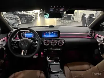 2025 Mercedes-Benz CLA с пробегом 353 км