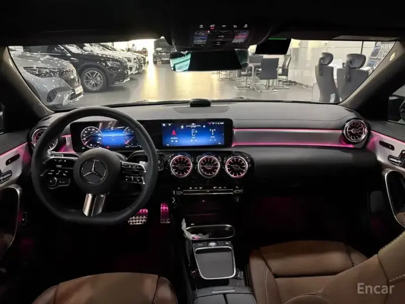 2025 Mercedes-Benz CLA с пробегом 353 км