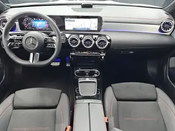 2024 Mercedes-Benz CLA с пробегом 1 539 км