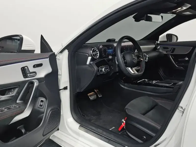 2024 Mercedes-Benz CLA с пробегом 1 539 км