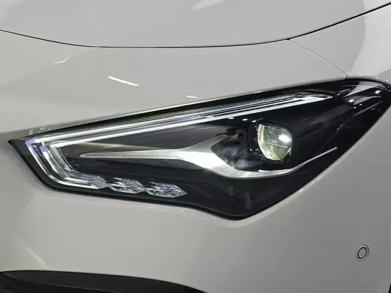 2024 Mercedes-Benz CLA с пробегом 1 539 км