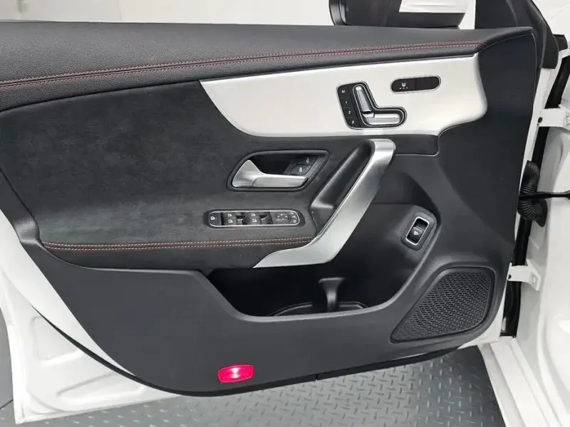 2024 Mercedes-Benz CLA с пробегом 1 539 км