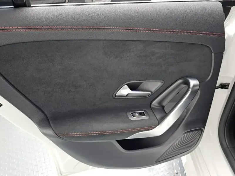 2024 Mercedes-Benz CLA с пробегом 1 539 км