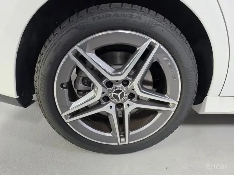 2026 Mercedes-Benz CLA с пробегом 4 372 км
