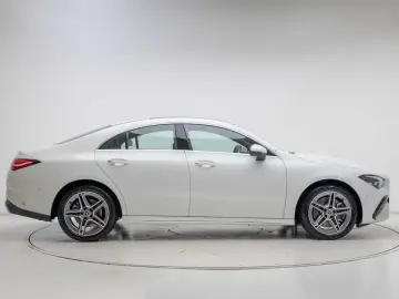 2026 Mercedes-Benz CLA с пробегом 5 170 км