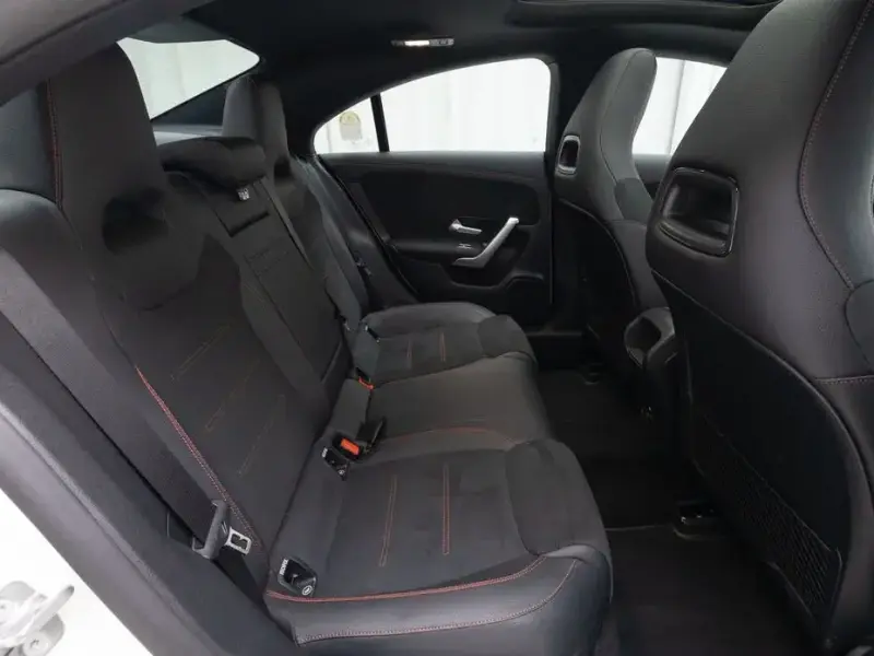 2026 Mercedes-Benz CLA с пробегом 5 170 км