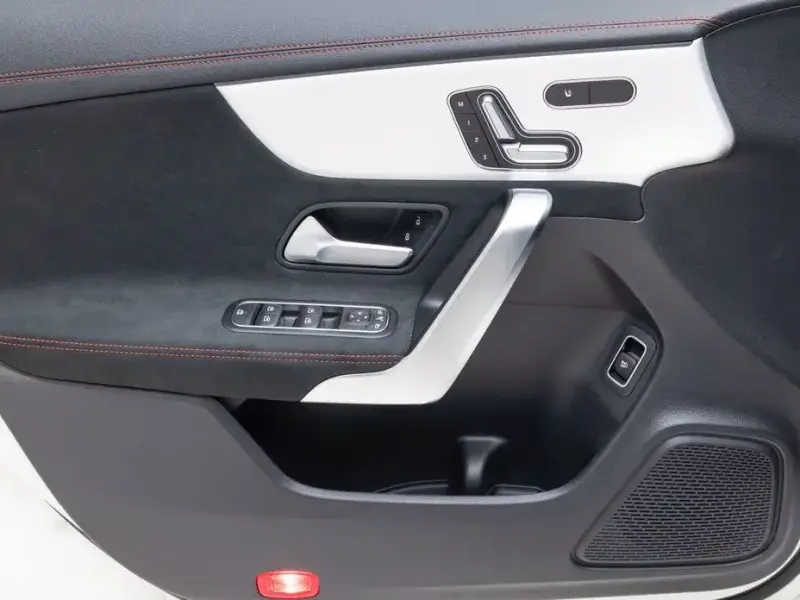2026 Mercedes-Benz CLA с пробегом 5 170 км