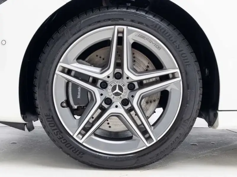 2026 Mercedes-Benz CLA с пробегом 4 613 км