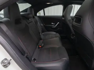 2026 Mercedes-Benz CLA с пробегом 4 613 км