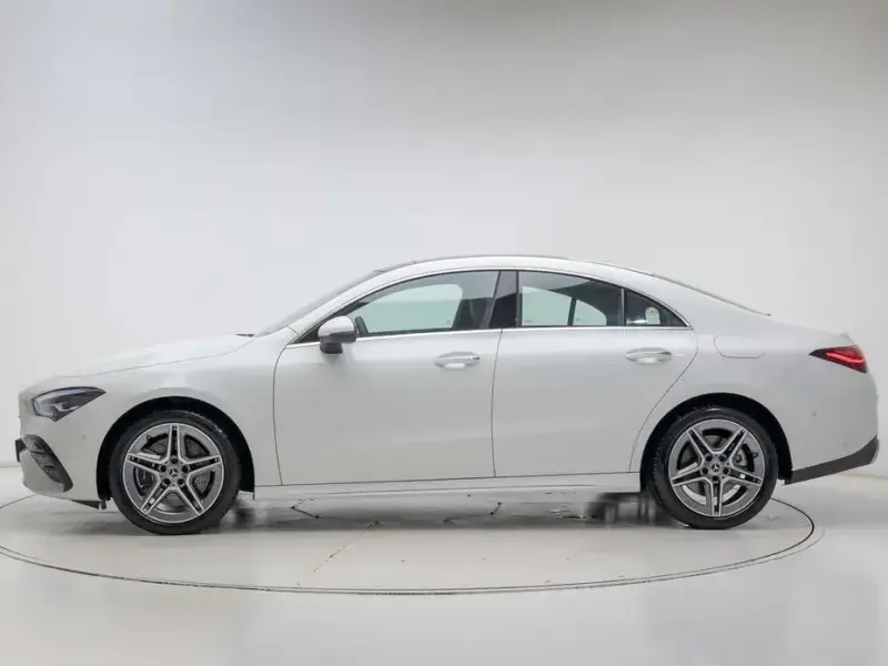2026 Mercedes-Benz CLA с пробегом 2 886 км