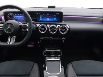 2026 Mercedes-Benz CLA с пробегом 2 886 км