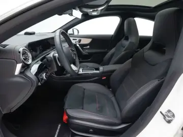 2026 Mercedes-Benz CLA с пробегом 2 886 км