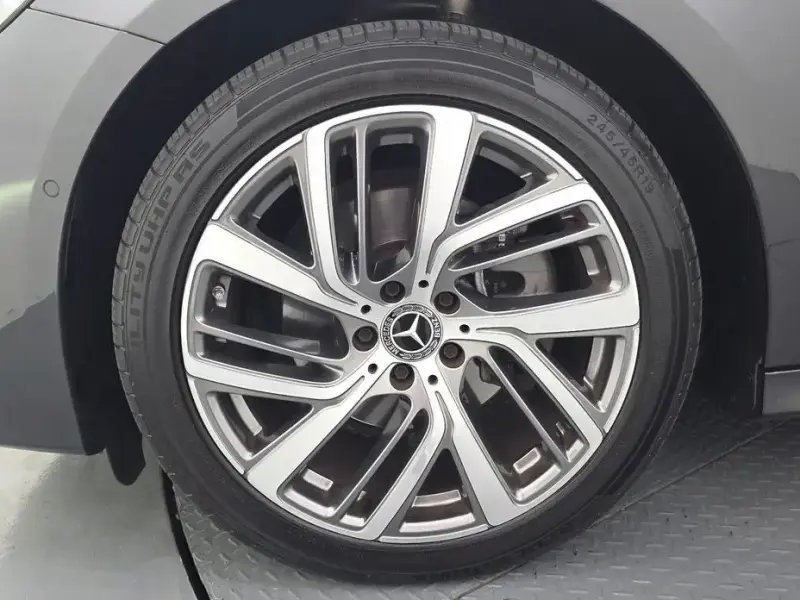 2024 Mercedes-Benz E-Класс с пробегом 50 447 км