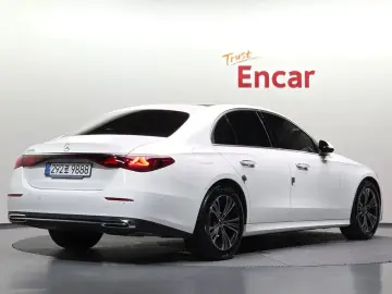 2025 Mercedes-Benz E-Класс с пробегом 4 083 км