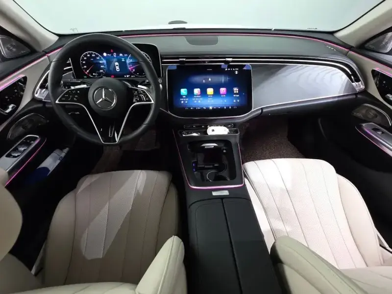 2025 Mercedes-Benz E-Класс с пробегом 4 083 км