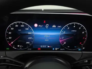 2025 Mercedes-Benz E-Класс с пробегом 4 083 км