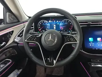 2025 Mercedes-Benz E-Класс с пробегом 4 083 км