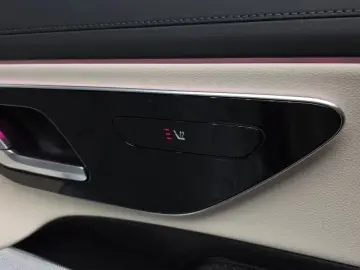 2025 Mercedes-Benz E-Класс с пробегом 4 083 км