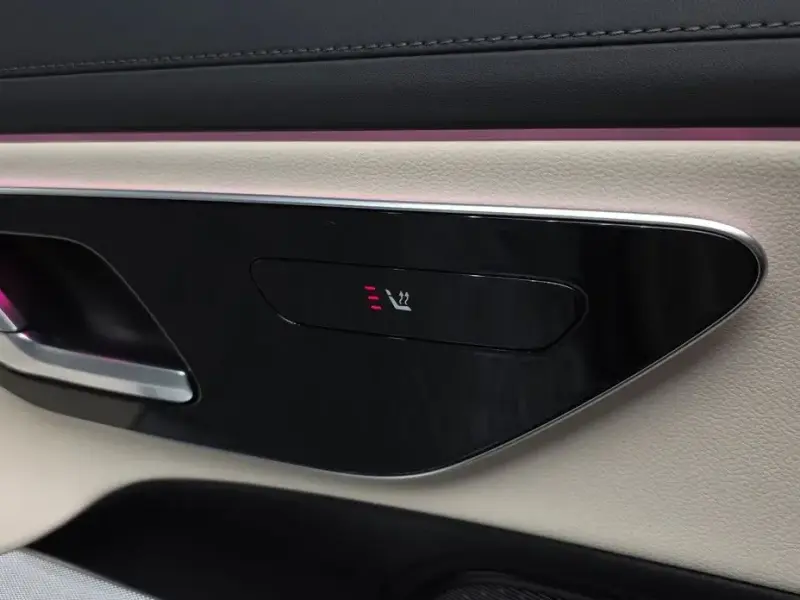2025 Mercedes-Benz E-Класс с пробегом 4 083 км