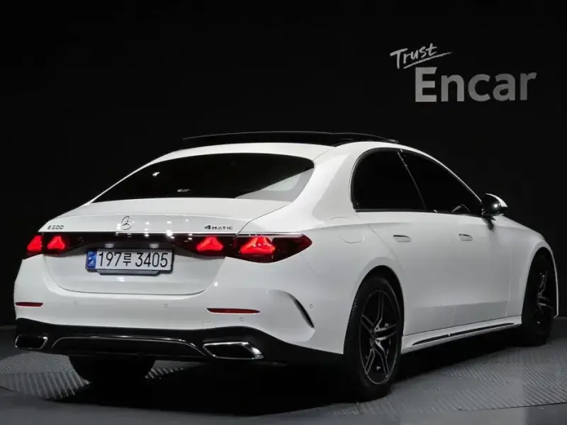 2025 Mercedes-Benz E-Класс с пробегом 2 817 км