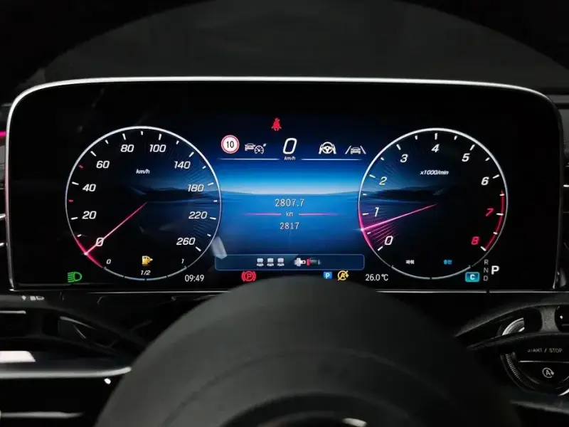 2025 Mercedes-Benz E-Класс с пробегом 2 817 км