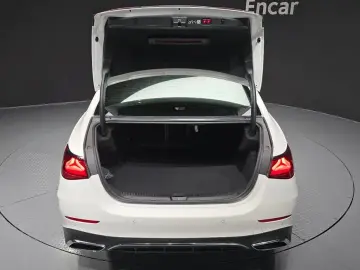 2025 Mercedes-Benz E-Класс с пробегом 2 817 км