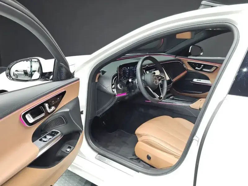 2025 Mercedes-Benz E-Класс с пробегом 4 783 км