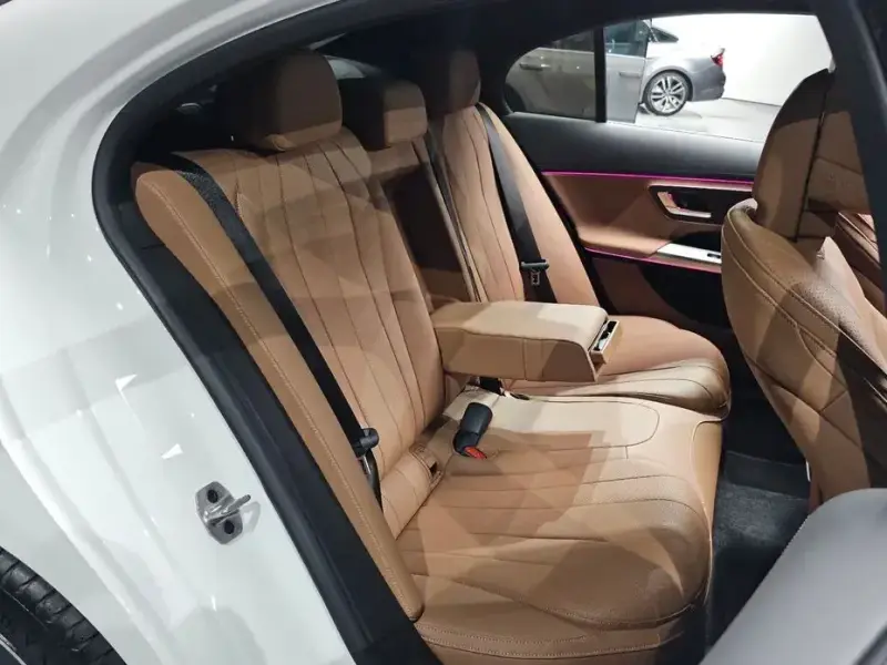2025 Mercedes-Benz E-Класс с пробегом 4 783 км