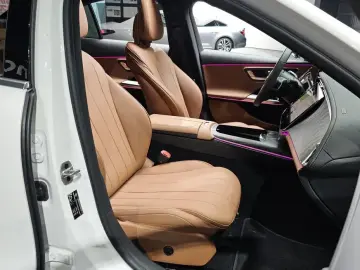 2025 Mercedes-Benz E-Класс с пробегом 4 783 км