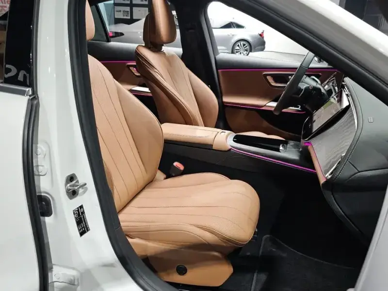 2025 Mercedes-Benz E-Класс с пробегом 4 783 км
