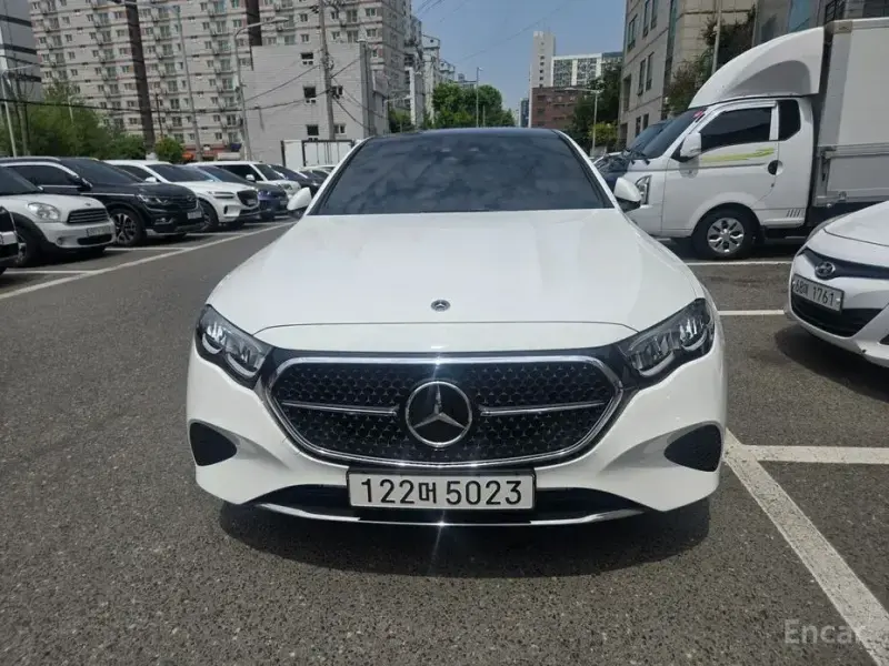2025 Mercedes-Benz E-Класс с пробегом 7 780 км