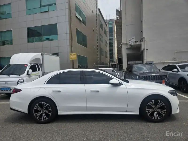 2025 Mercedes-Benz E-Класс с пробегом 7 780 км