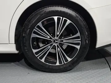 2025 Mercedes-Benz E-Класс с пробегом 4 783 км