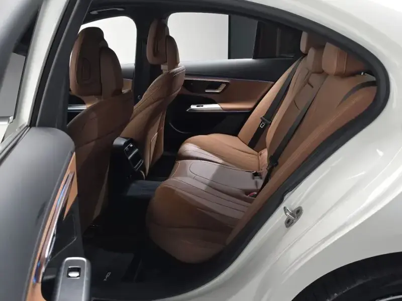 2025 Mercedes-Benz E-Класс с пробегом 11 997 км