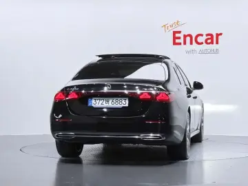 2024 Mercedes-Benz E-Класс с пробегом 14 269 км