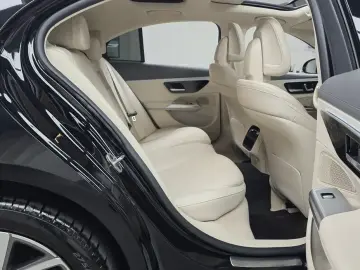 2024 Mercedes-Benz E-Класс с пробегом 14 269 км