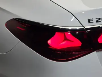 2025 Mercedes-Benz E-Класс с пробегом 11 997 км