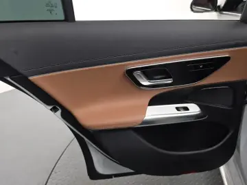 2025 Mercedes-Benz E-Класс с пробегом 11 997 км