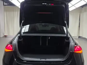 2024 Mercedes-Benz E-Класс с пробегом 14 269 км