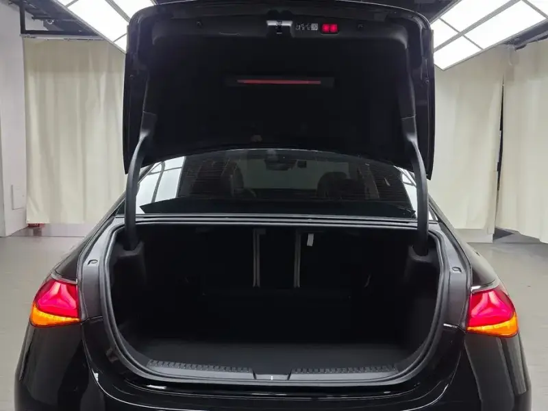 2024 Mercedes-Benz E-Класс с пробегом 14 269 км