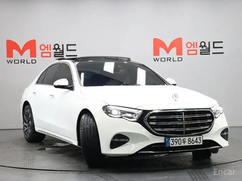 2025 Mercedes-Benz E-Класс с пробегом 4 992 км