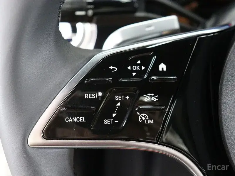 2025 Mercedes-Benz E-Класс с пробегом 4 992 км