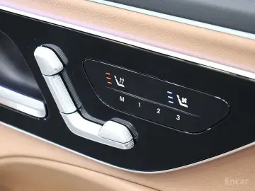 2025 Mercedes-Benz E-Класс с пробегом 4 992 км