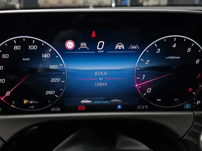 2025 Mercedes-Benz E-Класс с пробегом 10 840 км