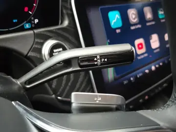 2025 Mercedes-Benz E-Класс с пробегом 10 840 км