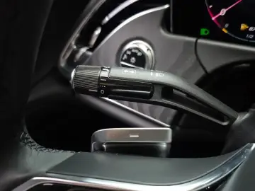 2025 Mercedes-Benz E-Класс с пробегом 10 840 км