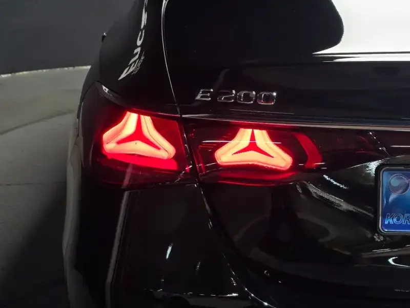 2025 Mercedes-Benz E-Класс с пробегом 10 840 км