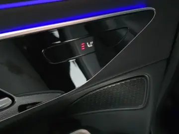 2025 Mercedes-Benz E-Класс с пробегом 10 840 км