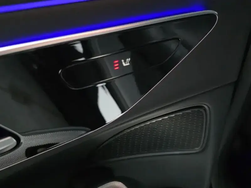 2025 Mercedes-Benz E-Класс с пробегом 10 840 км