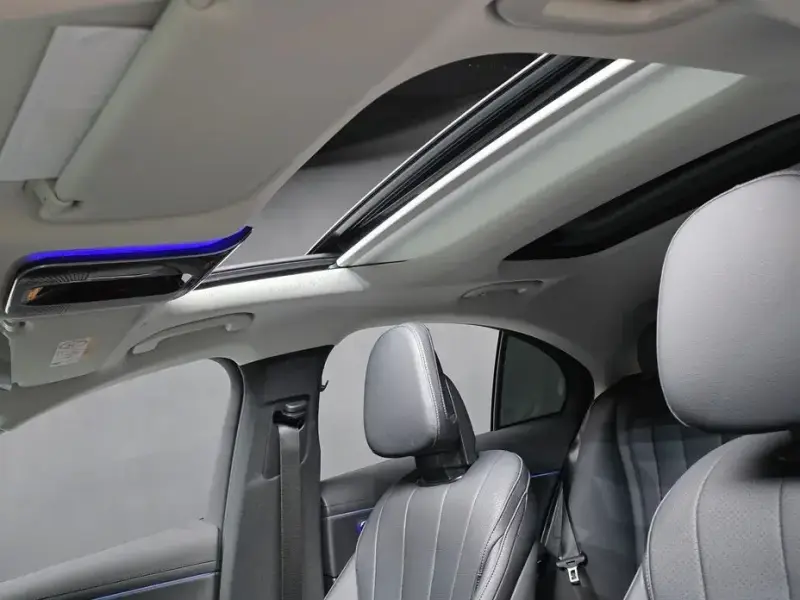2025 Mercedes-Benz E-Класс с пробегом 10 840 км